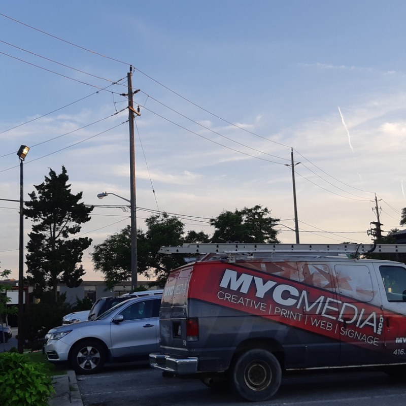 Restaurant Signage Royal Meats BarBeque